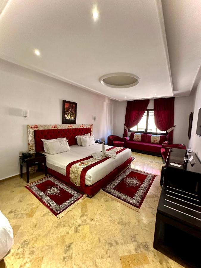 Hotel Les Trois Palmiers Marrakesh Exterior photo