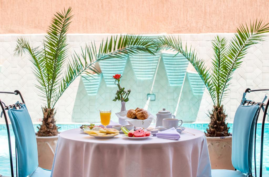 Hotel Les Trois Palmiers Marrakesh Exterior photo